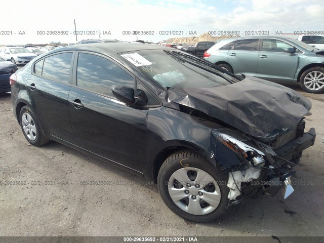 KIA FORTE 2018 3kpfk4a72je240876