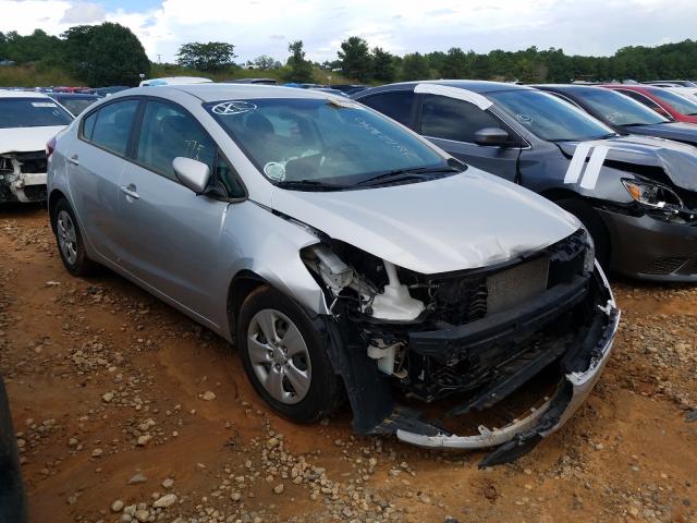 KIA FORTE LX 2018 3kpfk4a72je258164