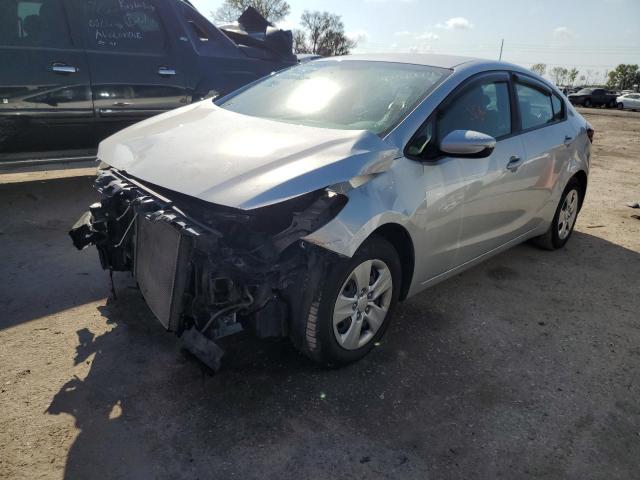 KIA FORTE LX 2018 3kpfk4a72je275546