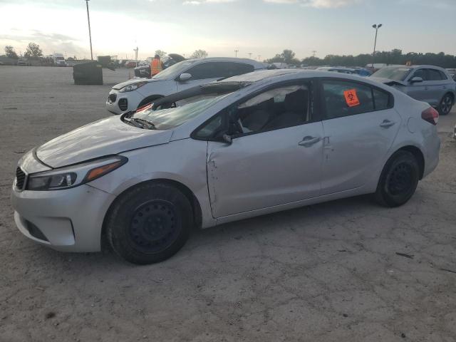 KIA FORTE LX 2018 3kpfk4a72je276907