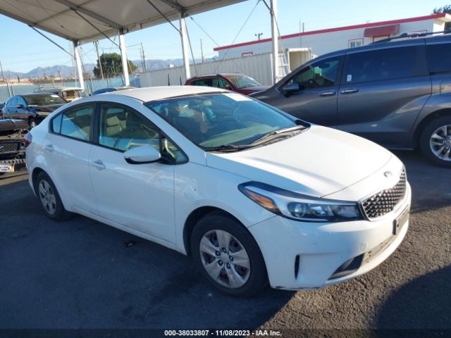 KIA FORTE 2017 3kpfk4a73he016543