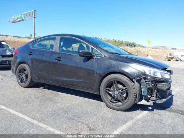 KIA FORTE 2017 3kpfk4a73he030412