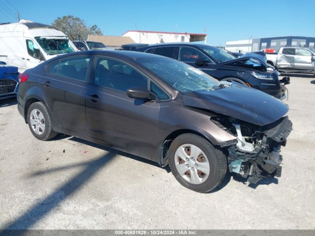 KIA FORTE 2017 3kpfk4a73he085197