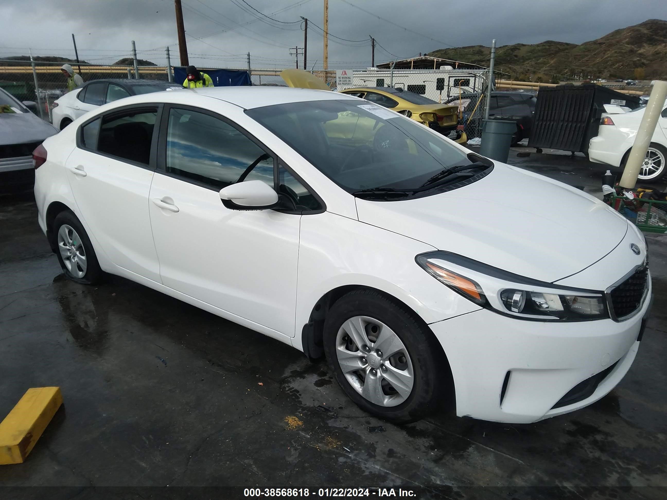 KIA FORTE 2017 3kpfk4a73he122801