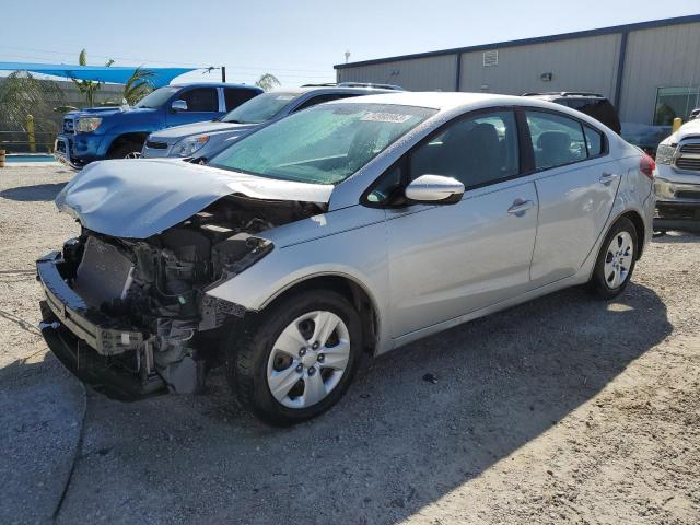 KIA FORTE 2018 3kpfk4a73je184351