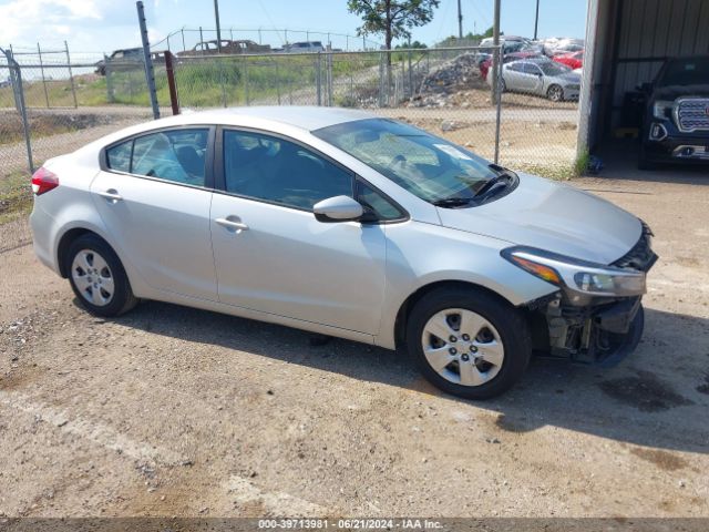 KIA FORTE 2018 3kpfk4a73je213959