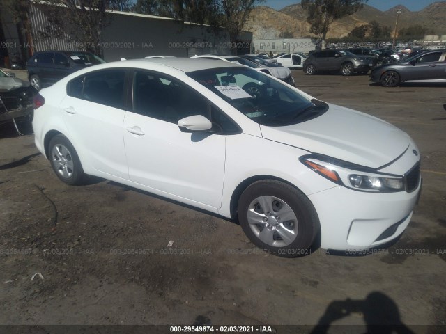 KIA FORTE LX 2018 3kpfk4a73je233418