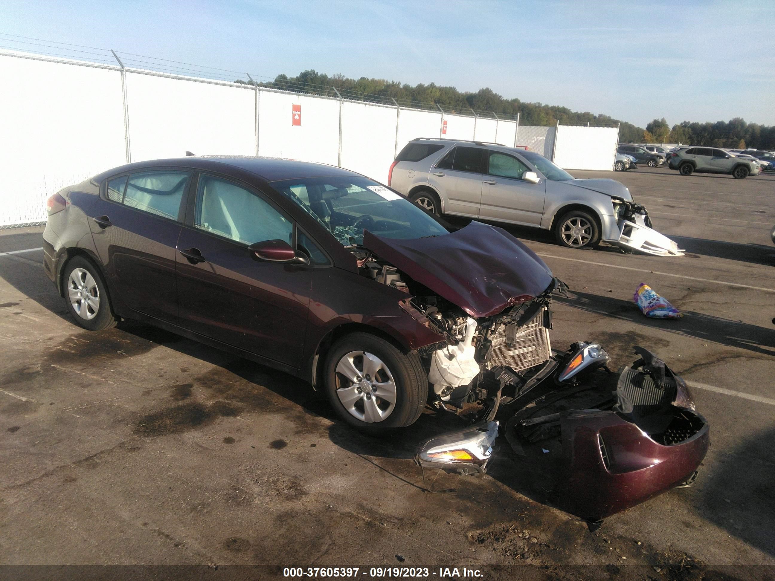 KIA FORTE 2017 3kpfk4a74he034419