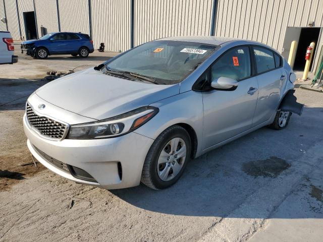 KIA FORTE LX 2017 3kpfk4a74he038308