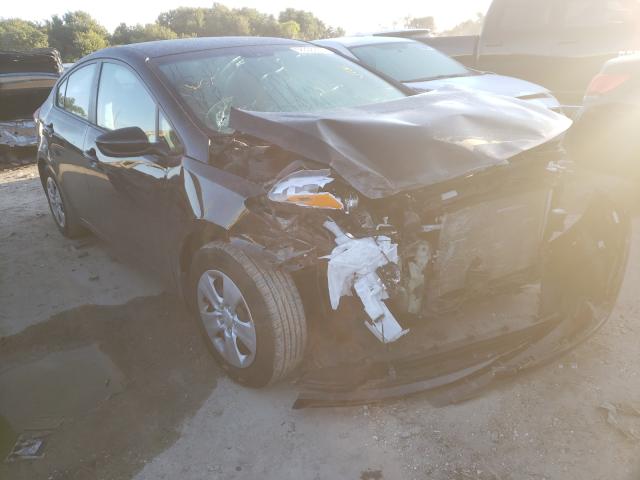 KIA FORTE LX 2017 3kpfk4a74he047767