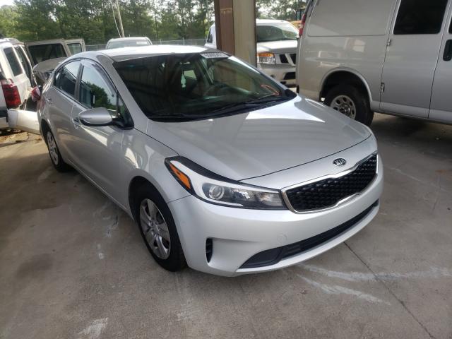 KIA FORTE LX 2017 3kpfk4a74he061555