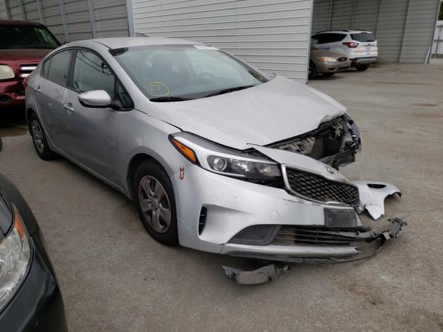 KIA FORTE LX 2017 3kpfk4a74he072734