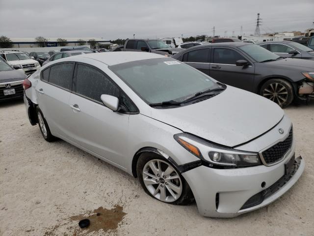 KIA FORTE LX 2017 3kpfk4a74he079683