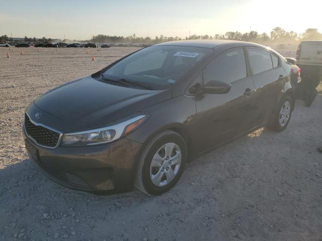 KIA FORTE LX 2017 3kpfk4a74he080624