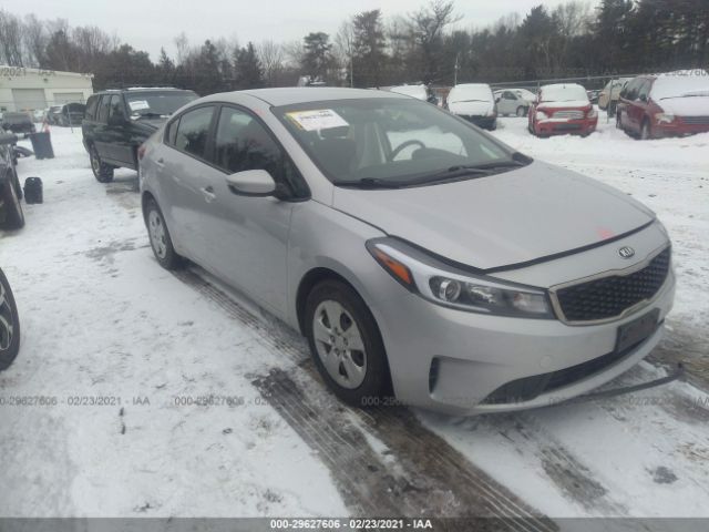 KIA FORTE 2017 3kpfk4a74he098251