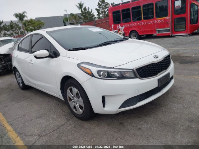 KIA FORTE 2017 3kpfk4a74he114738