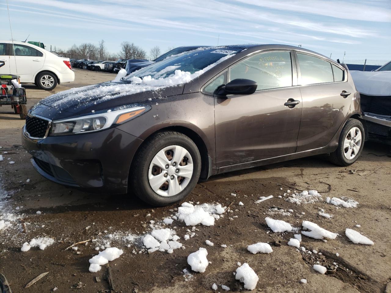 KIA FORTE 2017 3kpfk4a74he130633