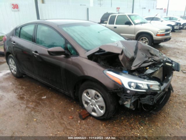 KIA FORTE 2017 3kpfk4a74he135427