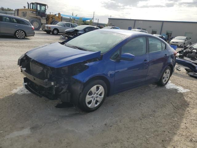 KIA FORTE 2017 3kpfk4a74he145178