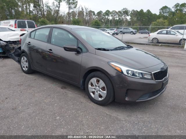 KIA FORTE 2017 3kpfk4a74he149053