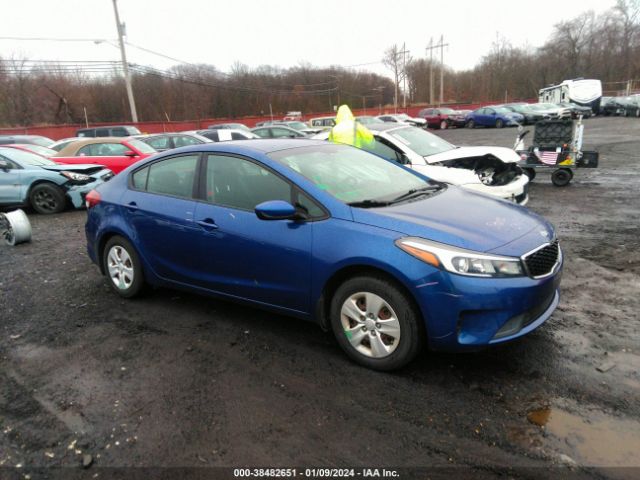 KIA FORTE 2018 3kpfk4a74je196704