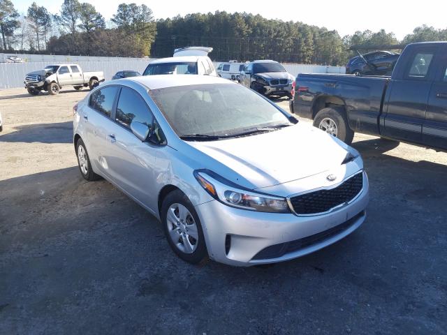 KIA FORTE LX 2018 3kpfk4a74je203862