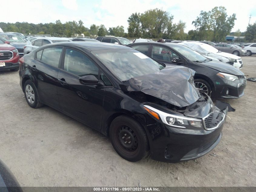 KIA FORTE 2018 3kpfk4a74je210293