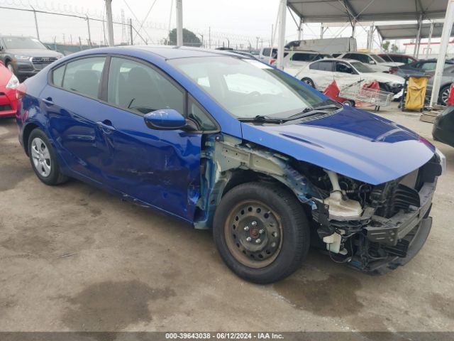 KIA FORTE 2018 3kpfk4a74je221147