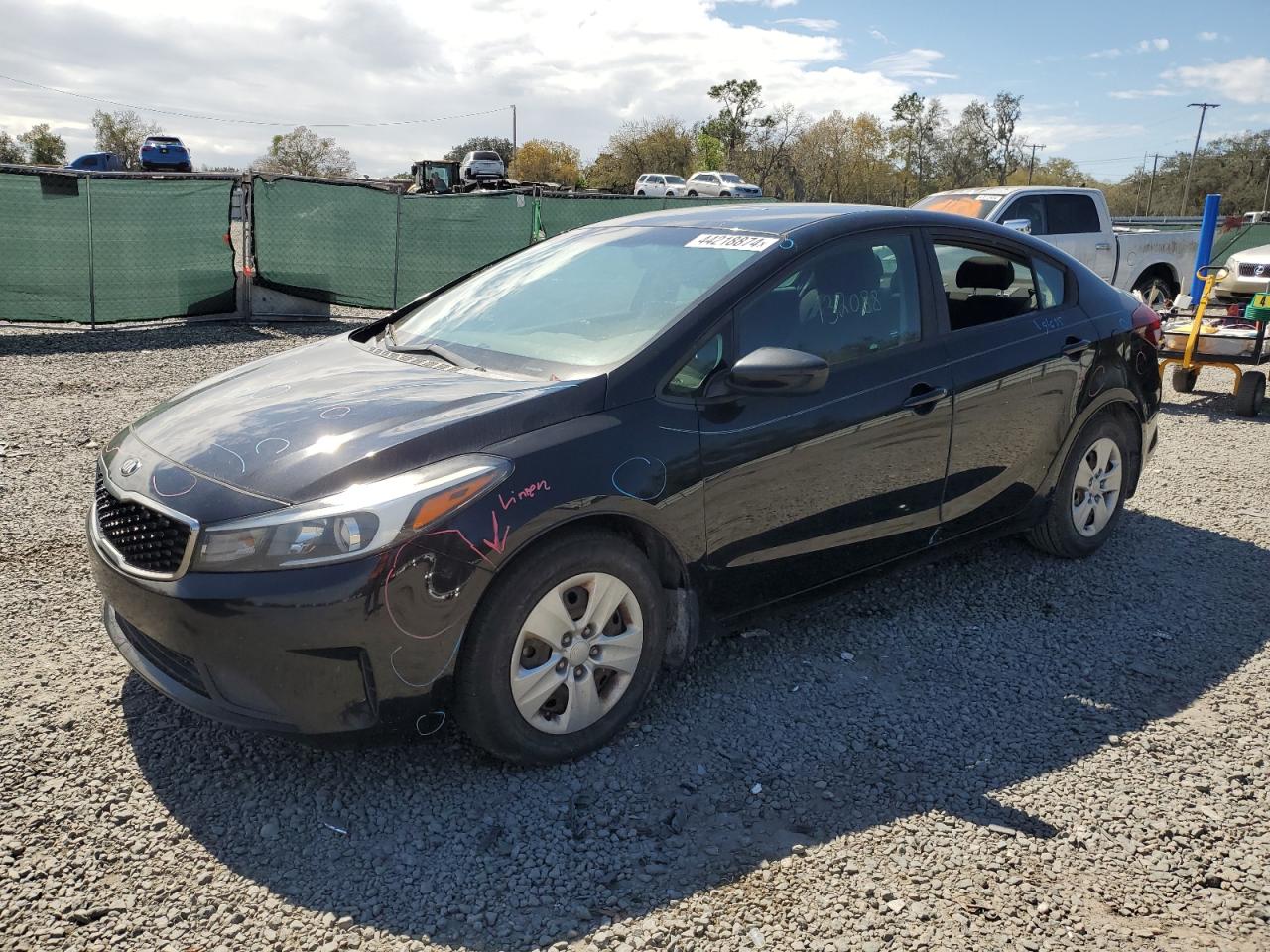 KIA FORTE 2018 3kpfk4a74je236666