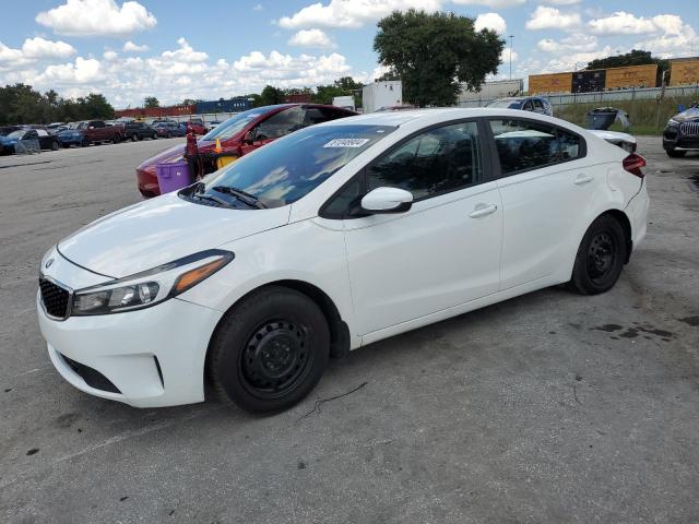 KIA FORTE 2018 3kpfk4a74je247151