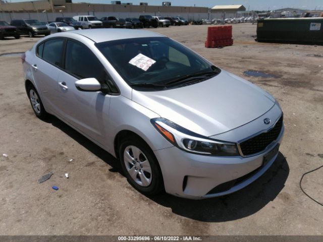 KIA FORTE 2018 3kpfk4a74je252544