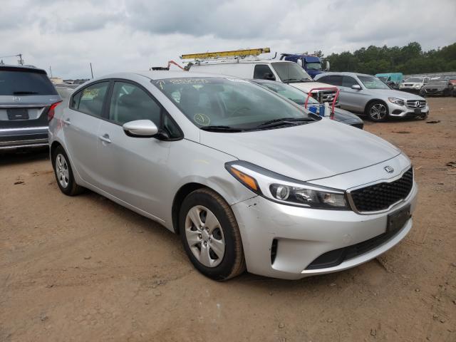 KIA FORTE LX 2018 3kpfk4a74je257873