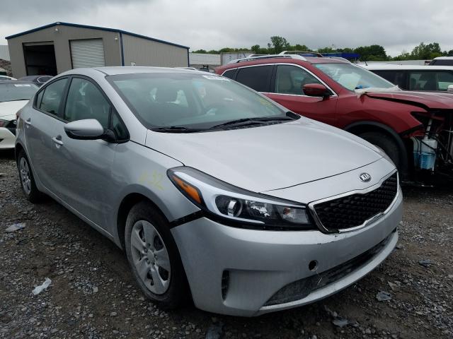 KIA FORTE LX 2018 3kpfk4a74je265746