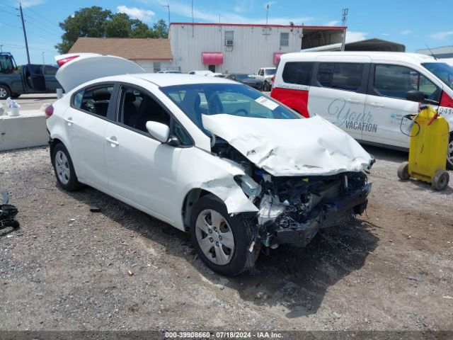 KIA FORTE 2018 3kpfk4a74je268310