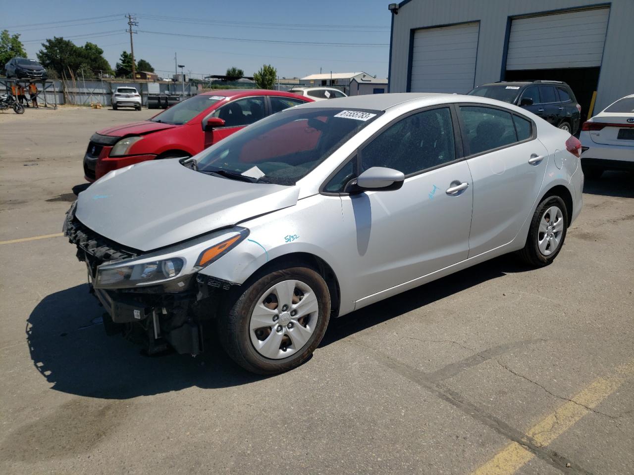 KIA FORTE 2018 3kpfk4a74je273684