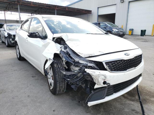 KIA FORTE LX 2017 3kpfk4a75he009898