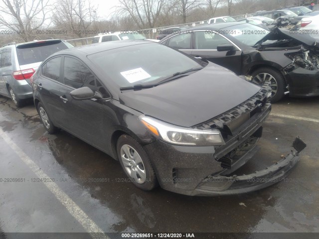 KIA FORTE 2017 3kpfk4a75he027429