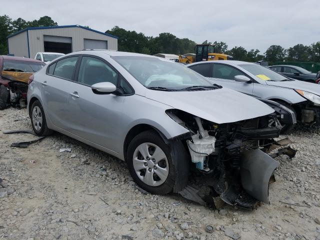 KIA FORTE LX 2017 3kpfk4a75he028967