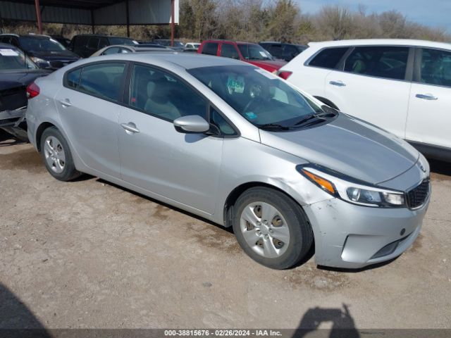 KIA FORTE 2017 3kpfk4a75he031058