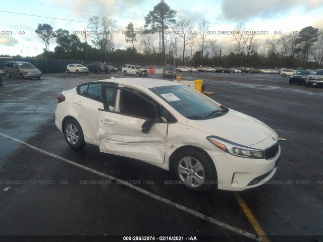 KIA FORTE LX 2017 3kpfk4a75he031108