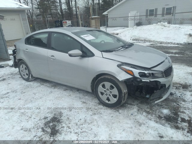 KIA FORTE 2017 3kpfk4a75he040858