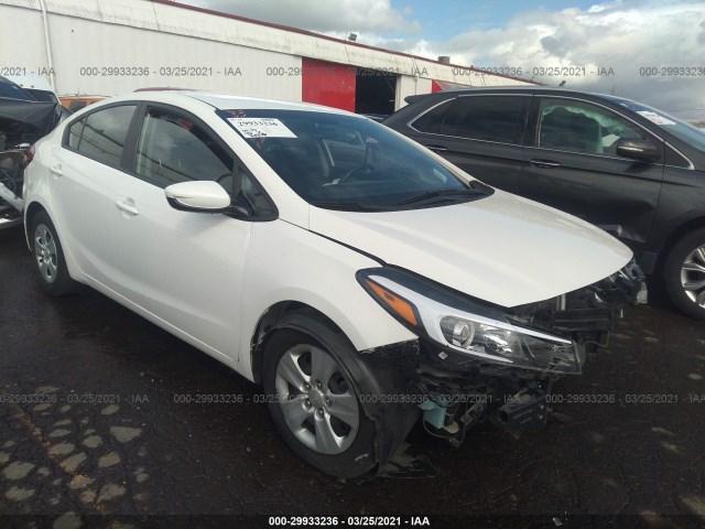 KIA FORTE 2017 3kpfk4a75he043744