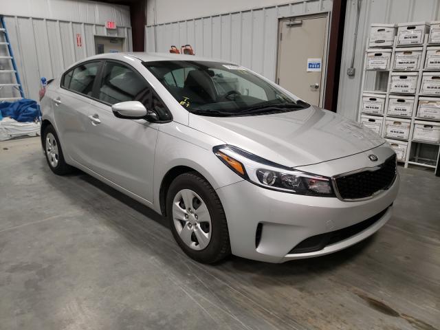 KIA FORTE LX 2017 3kpfk4a75he045073