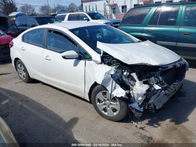 KIA FORTE 2017 3kpfk4a75he048376