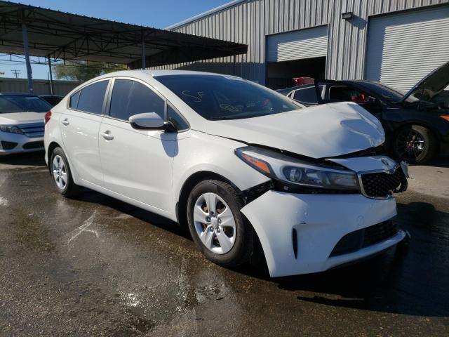 KIA FORTE LX 2017 3kpfk4a75he050550