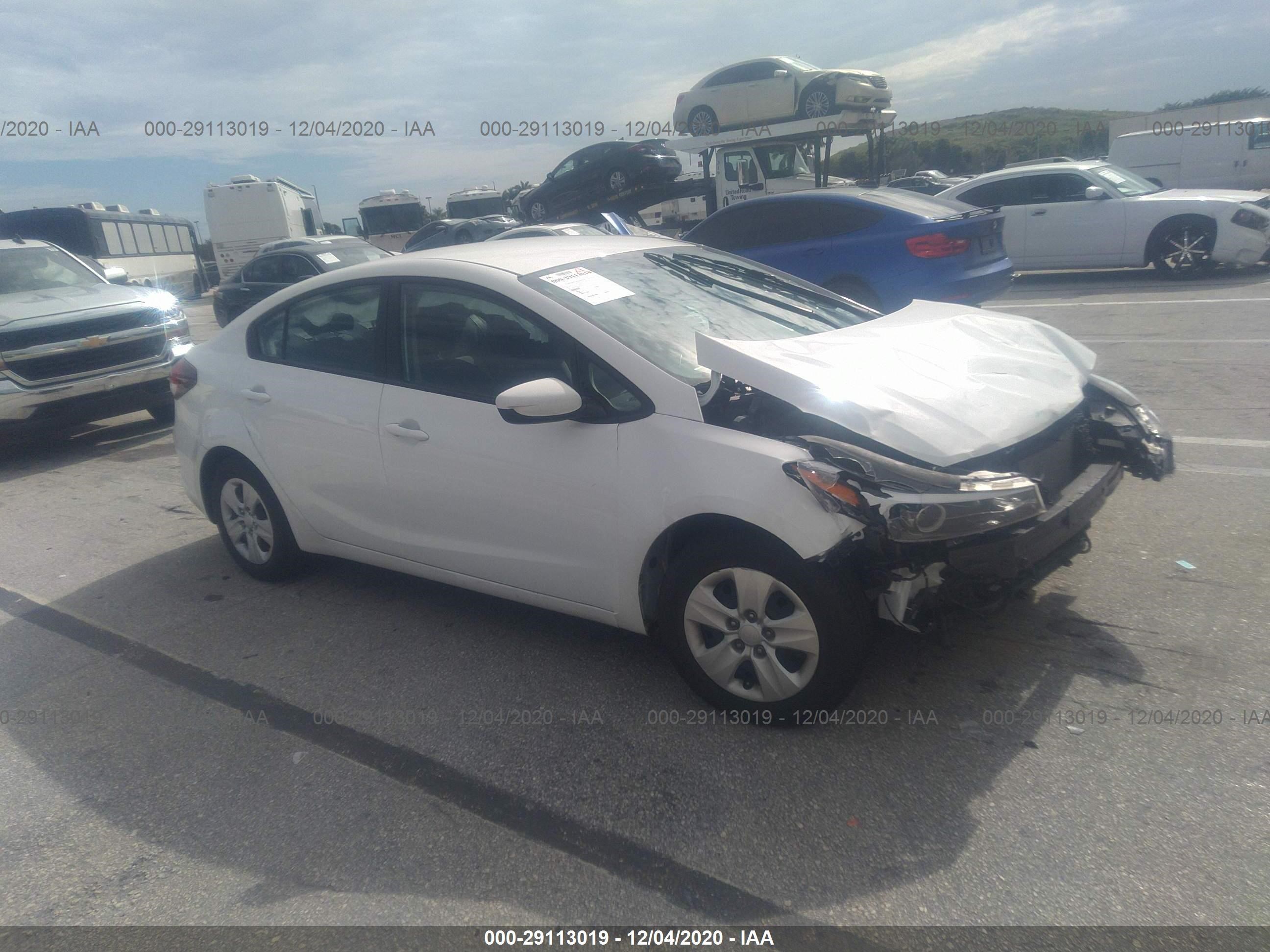 KIA FORTE 2017 3kpfk4a75he067610