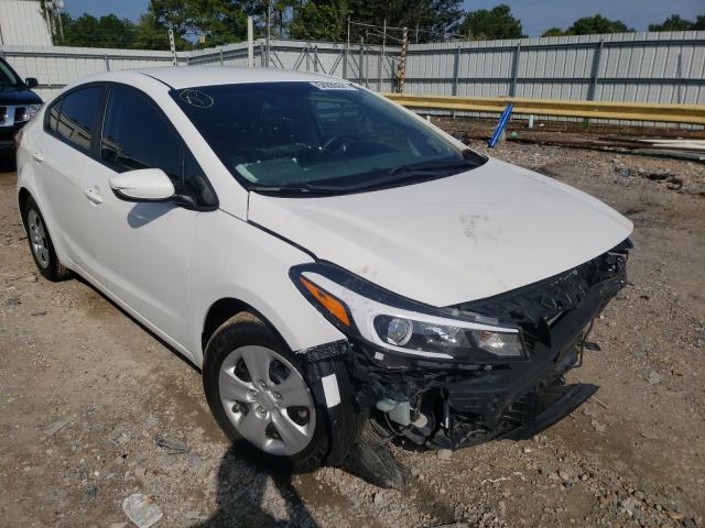 KIA FORTE LX 2017 3kpfk4a75he072581