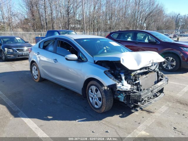 KIA FORTE 2017 3kpfk4a75he098727