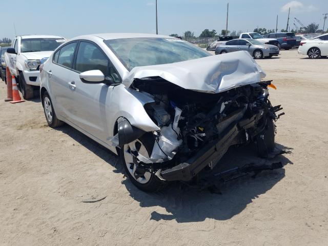 KIA FORTE LX 2017 3kpfk4a75he100718