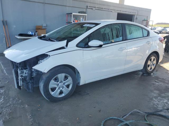 KIA FORTE LX 2017 3kpfk4a75he121634